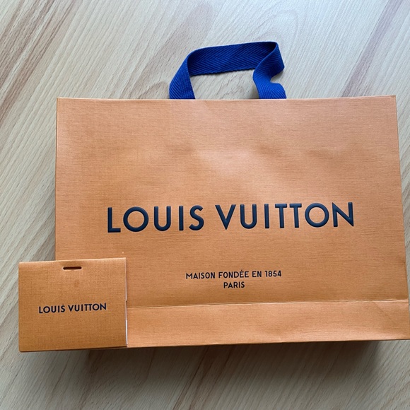 Authentic, Classic, Rare and Never Used LV Wallet with ID Window - Picture 6 of 7